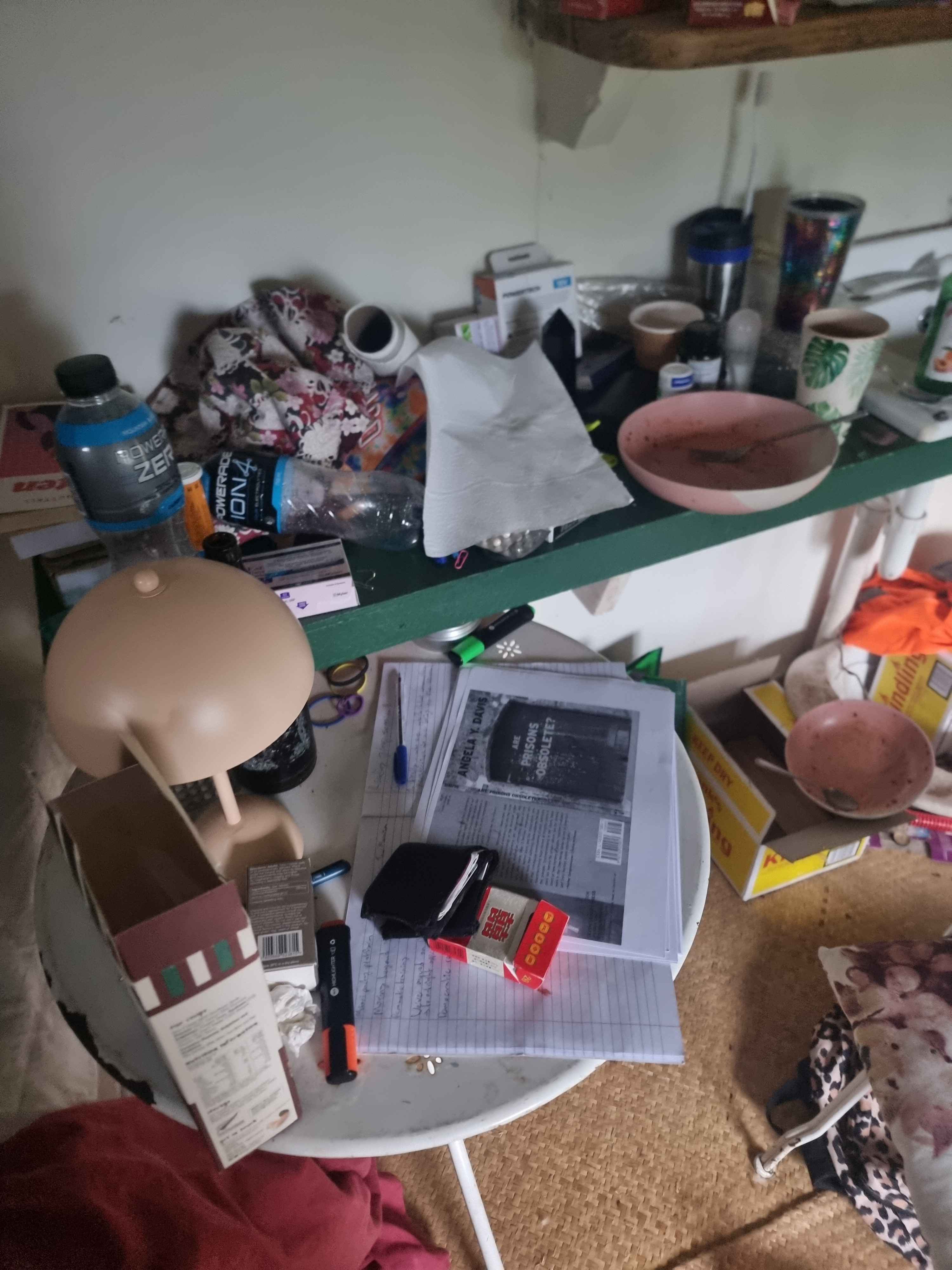 jade desk.jpg