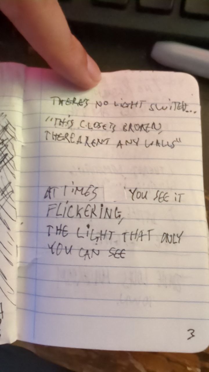003.jpg